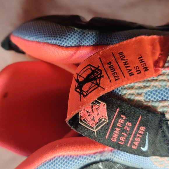 Nike & LeBron James 12 easter 7y U.S. size main image 9